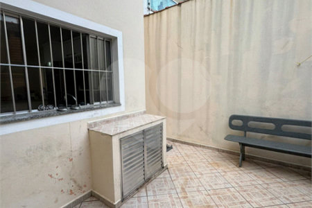 Casa à venda com 3 quartos, sendo 1 suíte, em Vila Constança, São Paulo, SP