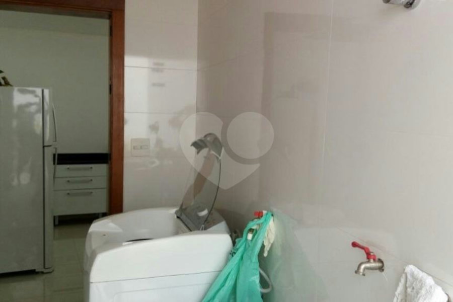 Sobrado à venda com 3 suítes em Tremembé, São Paulo, SP