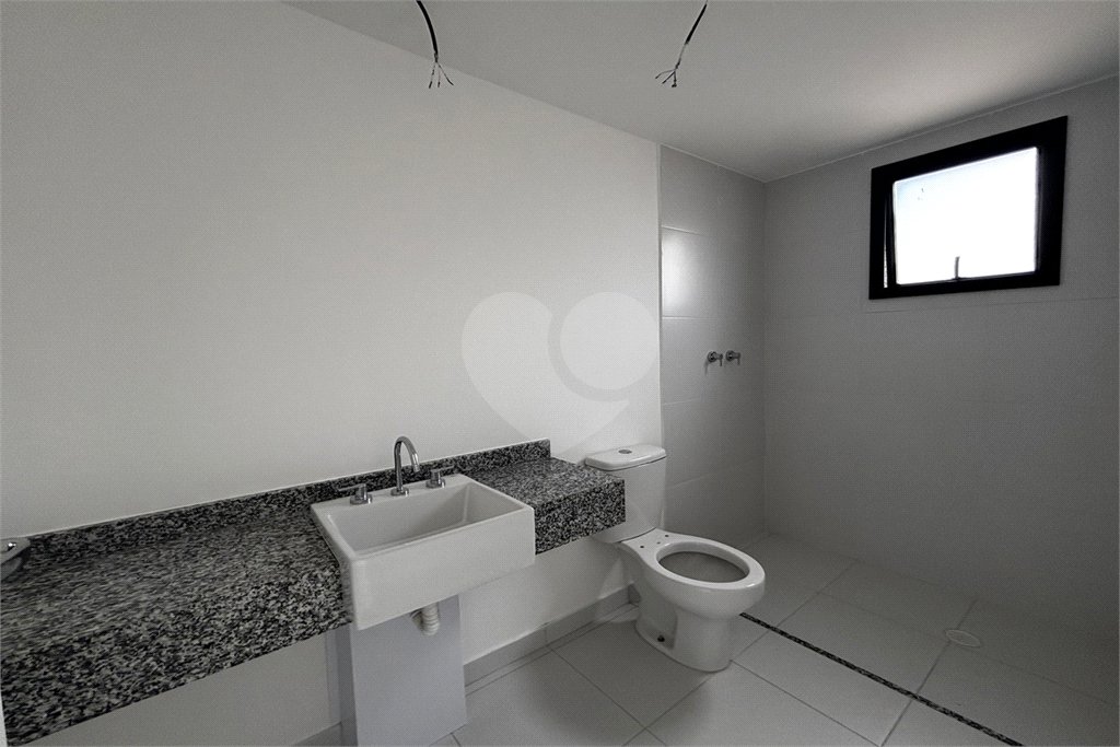 Apartamento à venda com 3 suítes em Vila Romana, São Paulo, SP