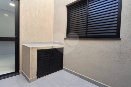 Casa à venda com 3 quartos, sendo 1 suíte,  no condomínio Horto Florestal 1, Sorocaba - SP