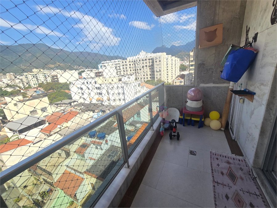 Cobertura à venda com 3 quartos, sendo 2 suítes,  em Vila Isabel, Rio de Janeiro, RJ