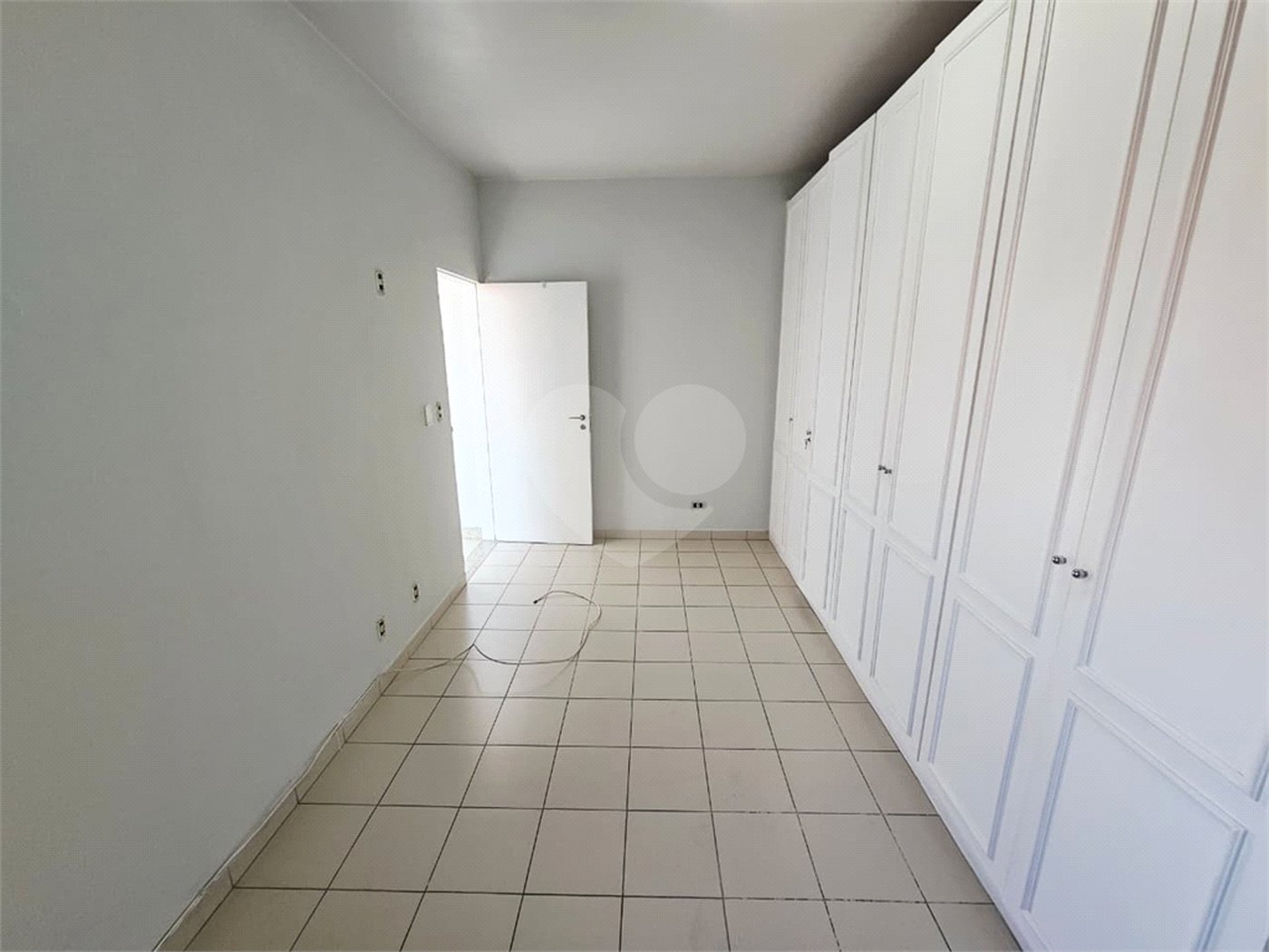 Sobrado à venda com 4 quartos, sendo 1 suíte, em Vila Guilherme, São Paulo, SP