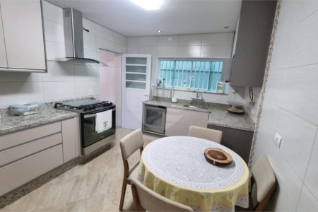 Casa à venda com 3 quartos, sendo 1 suíte,  em Vila Aurora (zona Norte), São Paulo, SP