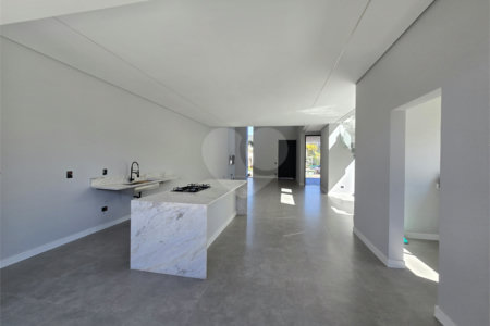 Casa à venda com 3 suítes em Residencial Teriva Vista da Serra, Atibaia, SP