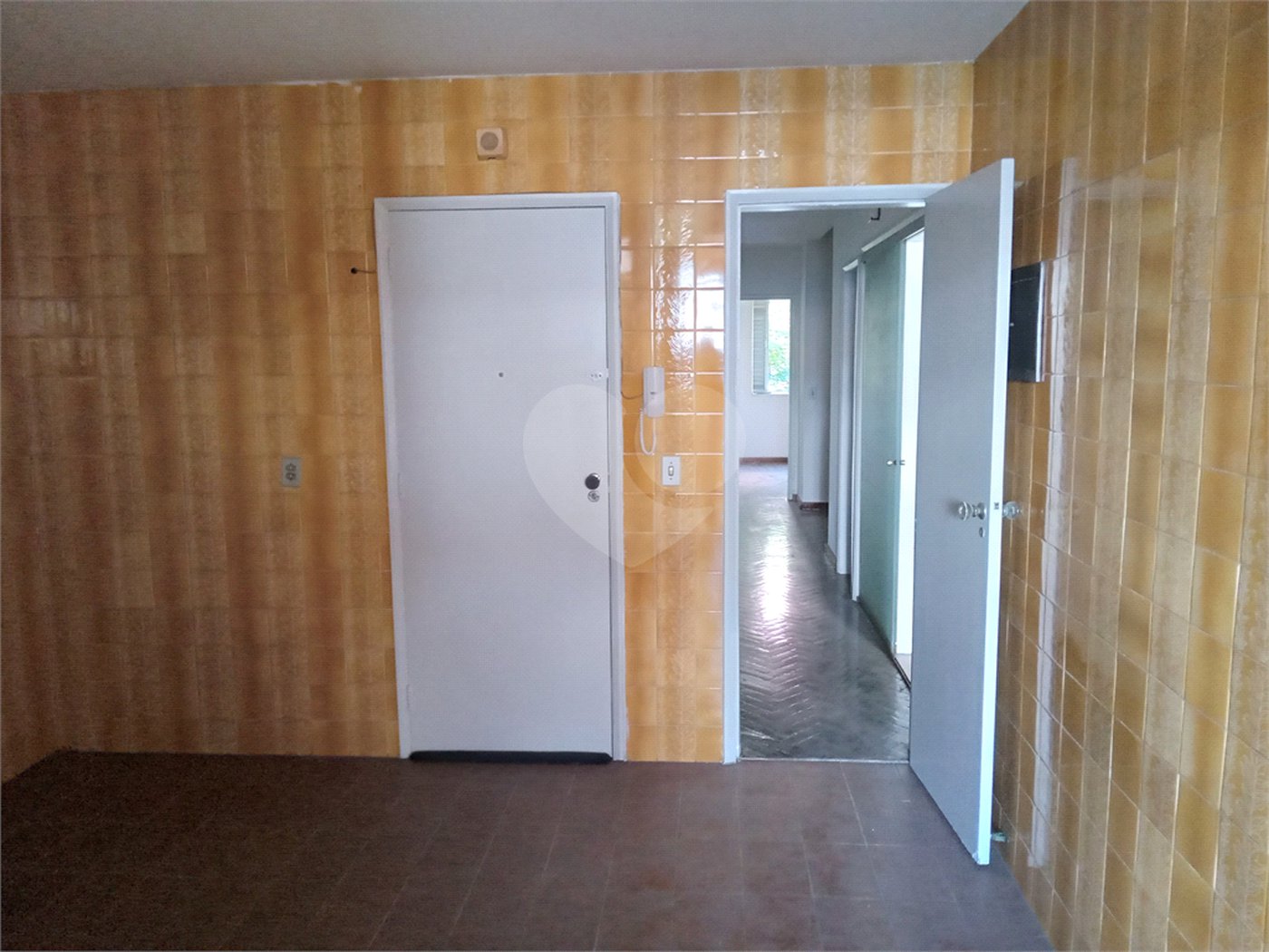 Apartamento à venda com 3 quartos, sendo 1 suíte,  em Tijuca, Rio de Janeiro, RJ