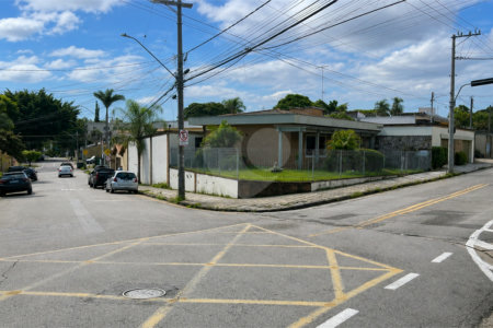 Casa Térrea para alugar com 4 quartos, sendo 1 suíte,  em Jardim América, Sorocaba, SP