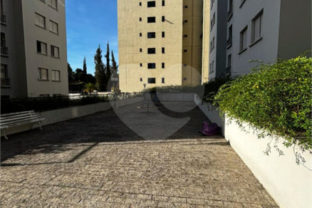 Apartamento à venda com 3 quartos em Caxingui, São Paulo, SP
