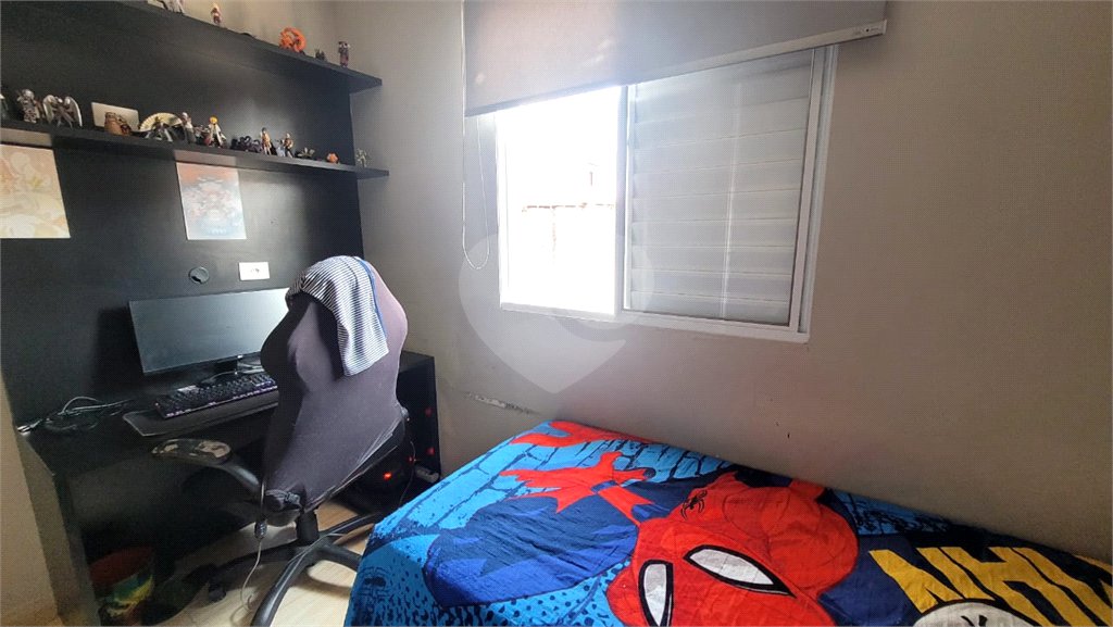 Sobrado à venda com 3 quartos, sendo 1 suíte, em Vila Nivi, São Paulo, SP