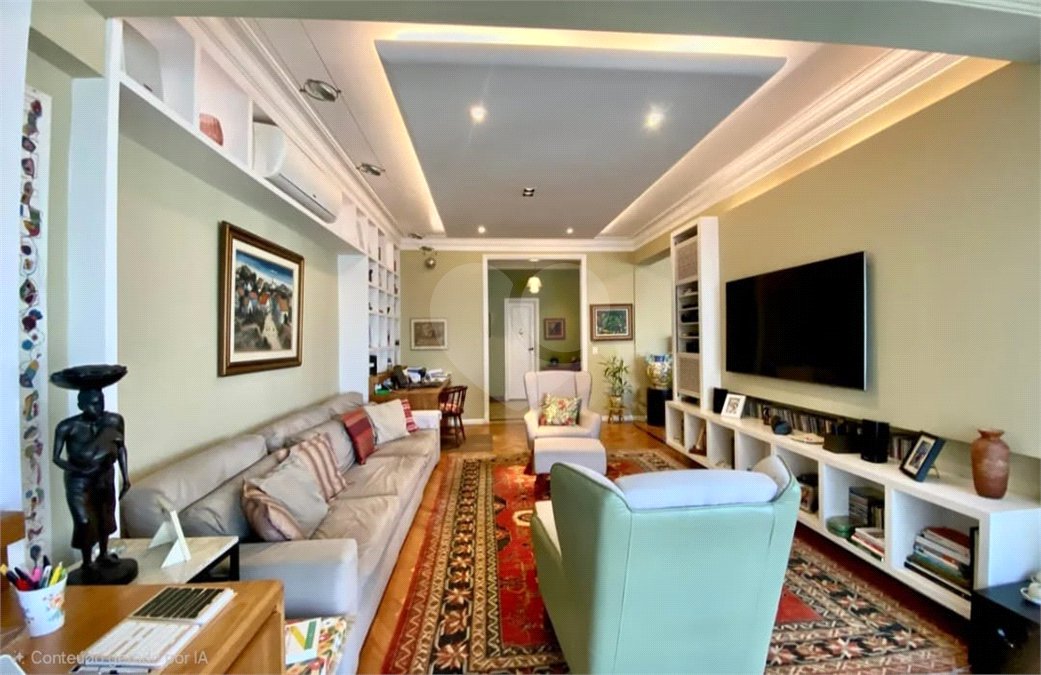 Apartamento à venda com 3 quartos, sendo 1 suíte, em Copacabana, Rio de Janeiro, RJ