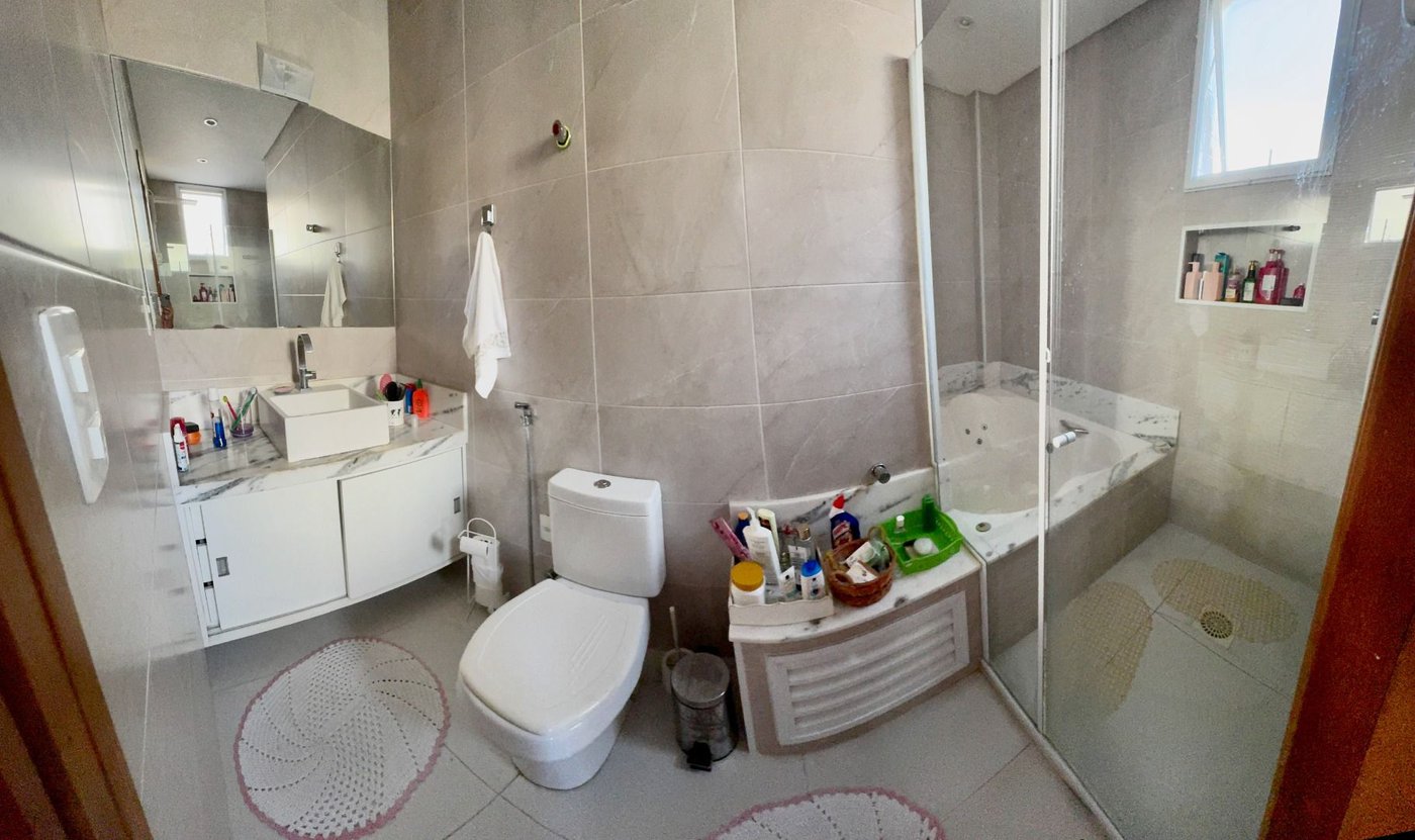 Casa com 4 dormitórios à venda, 208 m² por R$ 2.490.000,00 - Ponta da Praia - Santos/SP