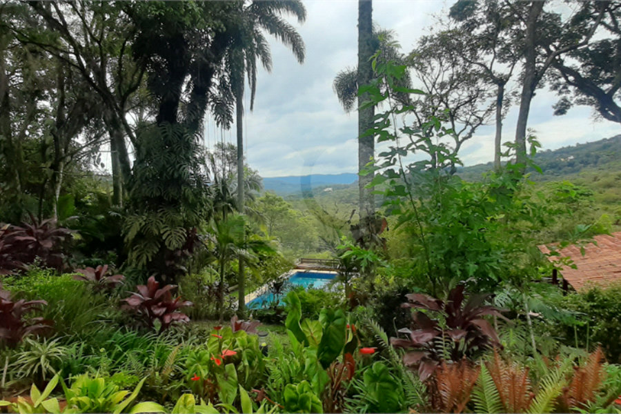Casa Térrea à venda com 4 quartos, sendo 2 suítes, em Serra da Cantareira, Mairiporã, SP