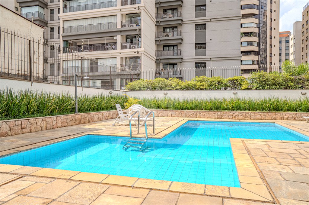 Apartamento à venda com 4 quartos, sendo 3 suítes, em Perdizes, São Paulo, SP