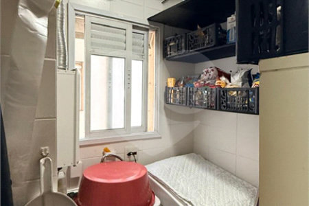Apartamento à venda com 3 quartos, sendo 1 suíte, em Jardim Tupanci, Barueri, SP