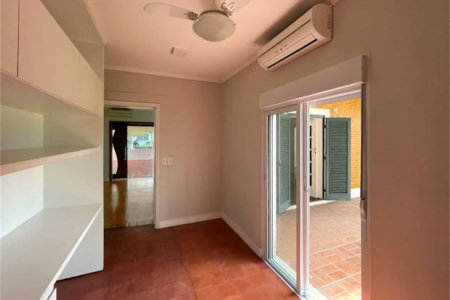 Casa à venda com 4 suítes no condomínio Miollo da Granja, Cotia - SP
