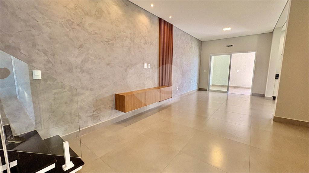 Casa à venda com 4 quartos, sendo 1 suíte,  no condomínio Villagio Milano, Sorocaba - SP