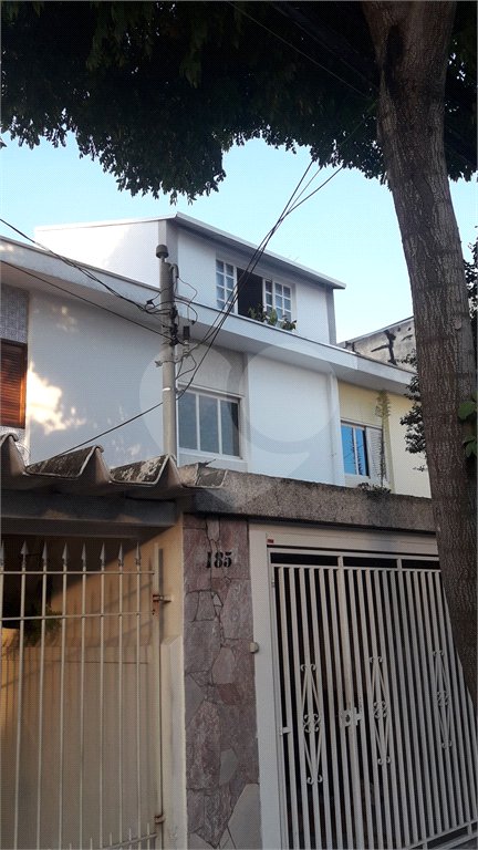 Casa à venda com 3 quartos, sendo 1 suíte,  em Jardim Aeroporto, São Paulo, SP