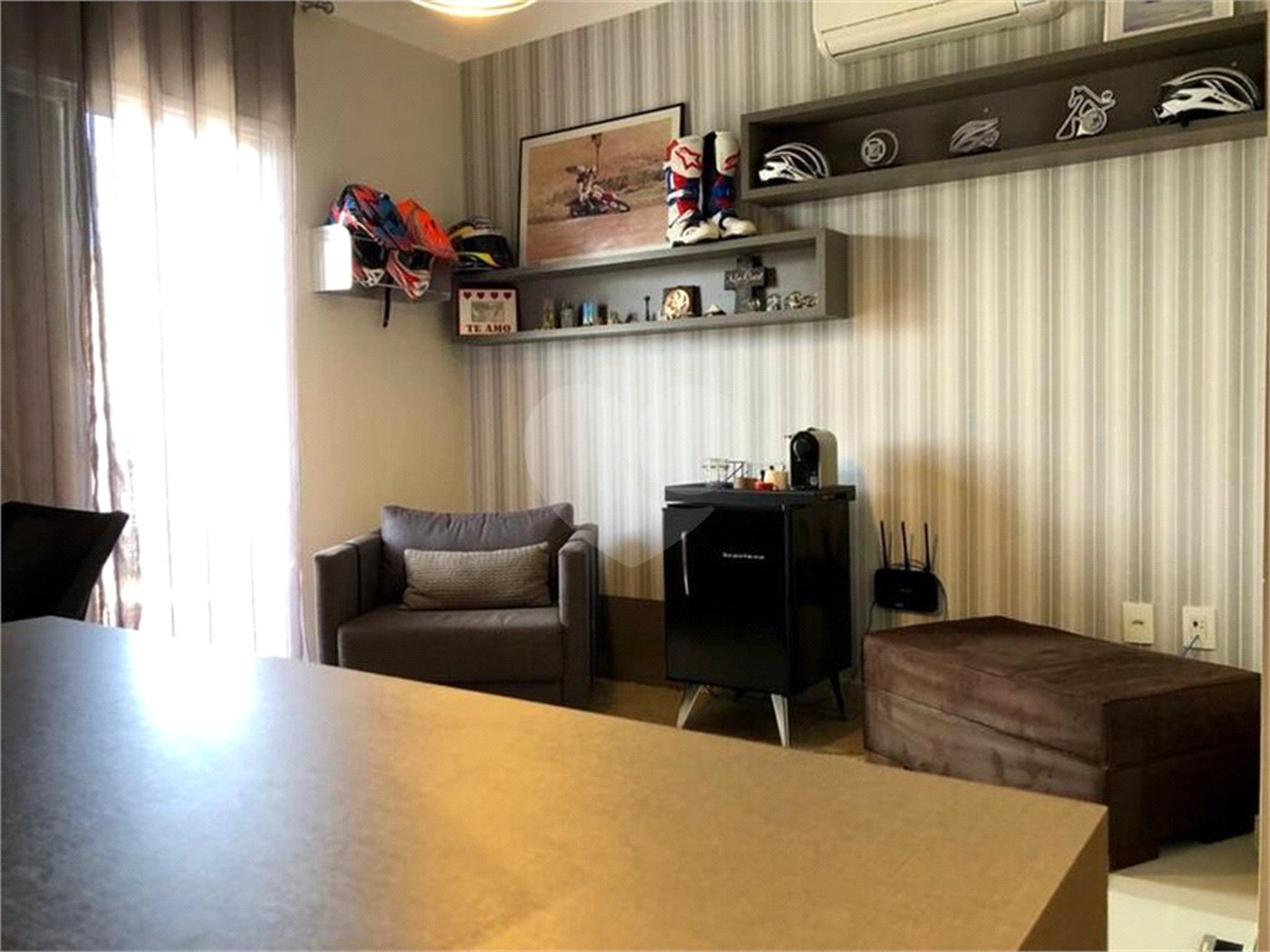 Casa à venda com 4 quartos, sendo 3 suítes, no condomínio Residencial Terra Nobre, Indaiatuba - SP