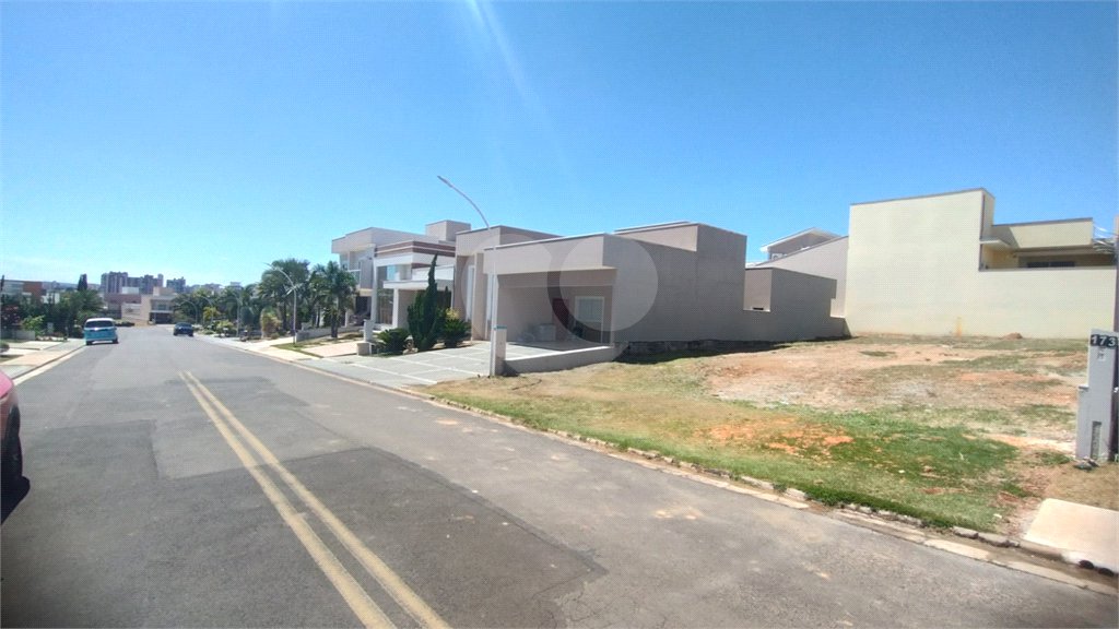 Terreno à venda no condomínio Residencial Maria Dulci, Indaiatuba - SP