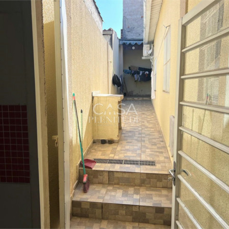 Sobrado à venda com 1 quarto, sendo 2 suítes, em Vila Santana, Sorocaba, SP