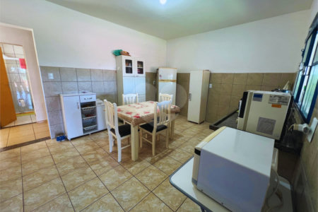 Chácara à venda com 3 quartos, sendo 1 suíte, em Chácara Companheiros, Jundiaí, SP