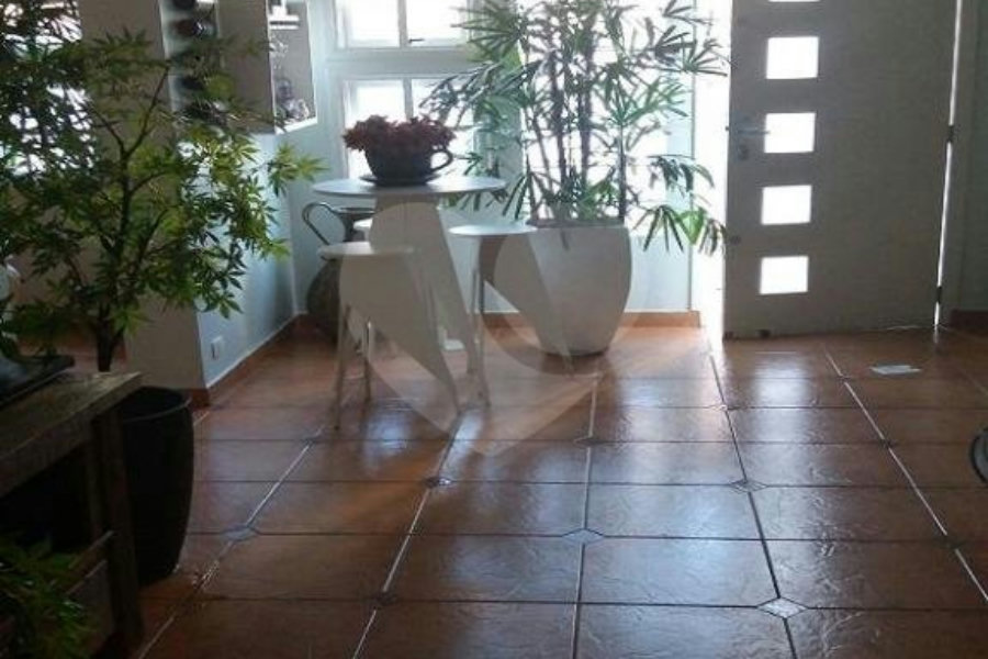 Sobrado à venda ou para alugar com 4 quartos, sendo 1 suíte,  em Santana, São Paulo, SP