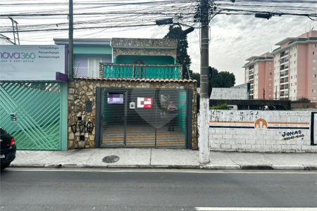 Sobrado à venda com 3 quartos, sendo 1 suíte, em Parque Suzano, Suzano, SP