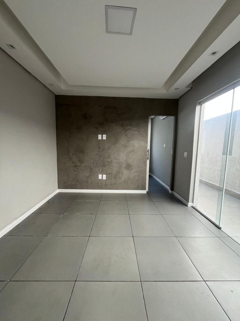 Casa com 2 dormitórios à venda, 81 m² por R$ 540.000,00 - Mirim - Praia Grande/SP