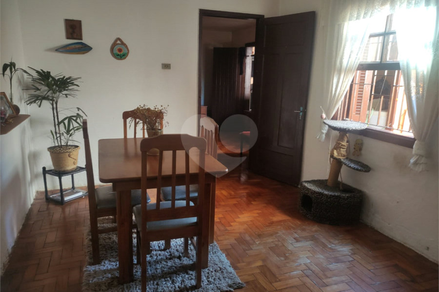 Sobrado à venda com 3 quartos no Brasilândia, São Paulo, SP