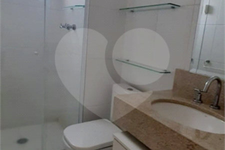 Apartamento à venda com 2 quartos em Vila Anastácio, São Paulo, SP