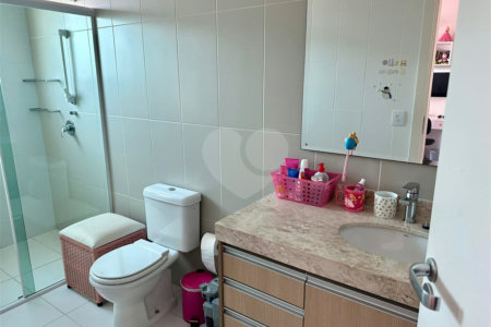 Casa à venda com 4 suítes em Nova Gardênia, Atibaia, SP