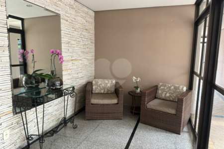 Apartamento à venda com 3 quartos, sendo 1 suíte, em Vila São João, Poá, SP