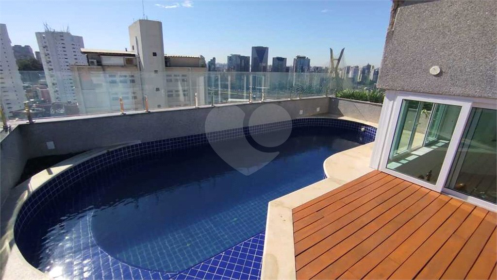 Duplex para alugar com 3 suítes em Real Parque, São Paulo, SP