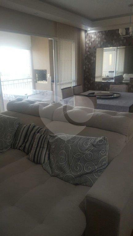 Apartamento à venda com 3 quartos, sendo 1 suíte, em Água Branca, São Paulo, SP