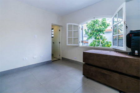 Casa à venda com 3 quartos, sendo 1 suíte, em Brooklin Paulista, São Paulo, SP