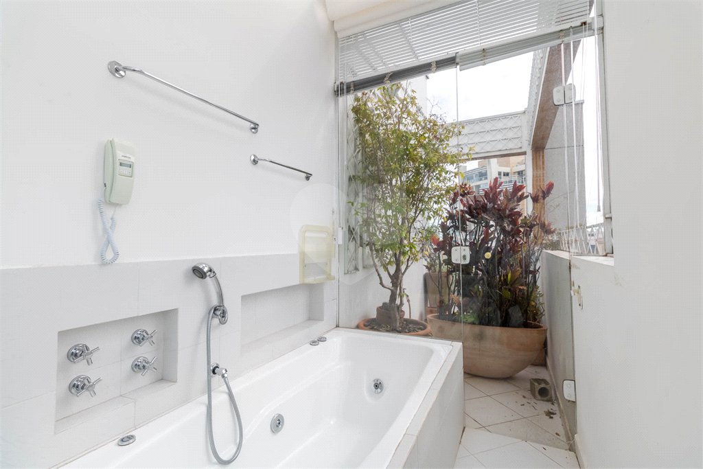 Apartamento para alugar com 1 suíte em Jardim Paulista, São Paulo, SP