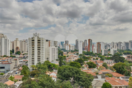 Apartamento à venda com 4 suítes em Campo Belo, São Paulo, SP