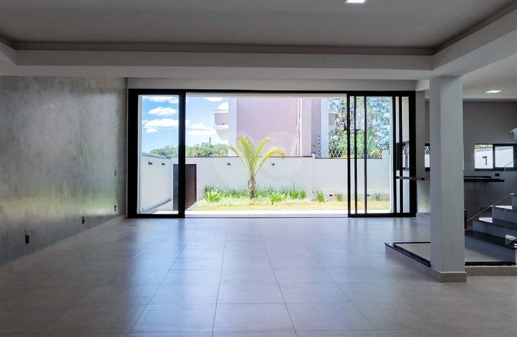 Casa à venda com 3 suítes no condomínio Belvedere I, Votorantim - SP