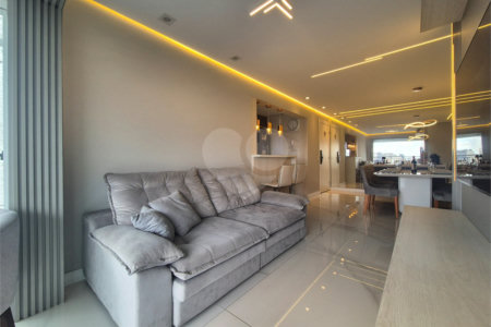 Apartamento à venda com 3 quartos, sendo 2 suítes, em Jardim Caboré, São Paulo, SP