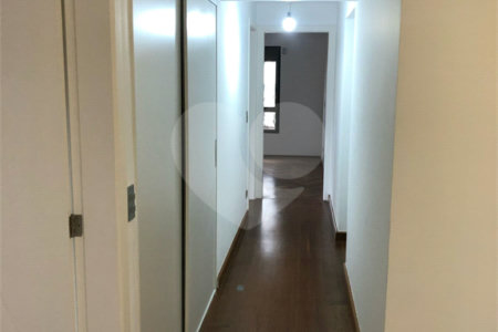 Apartamento à venda com 4 suítes em Vila Suzana, São Paulo, SP