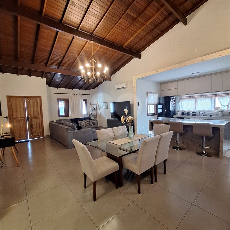 Casa à venda com 3 suítes, em Orla Norte, Porto Seguro, BA