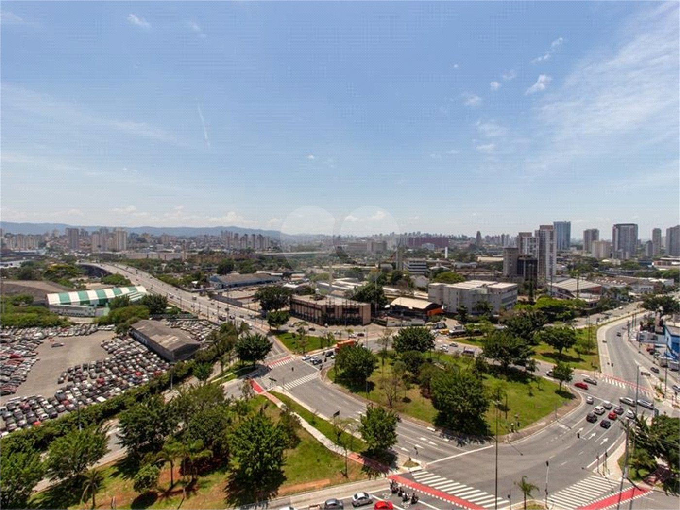 Apartamento à venda ou para alugar com 2 quartos, sendo 1 suíte, em Água Branca, São Paulo, SP
