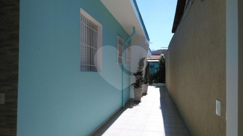 Casa à venda com 3 suítes em Jardim Jussara, São Paulo, SP
