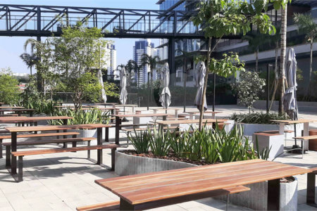 Apartamento para alugar com 3 suítes em Jardim das Acácias, São Paulo, SP