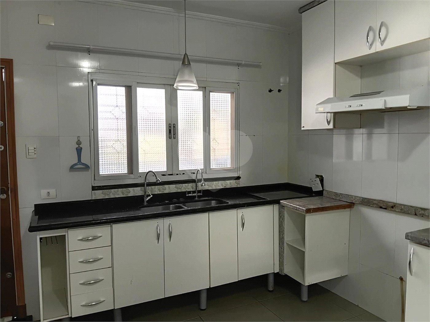 Casa à venda com 3 suítes em Vila Mike, São Roque, SP