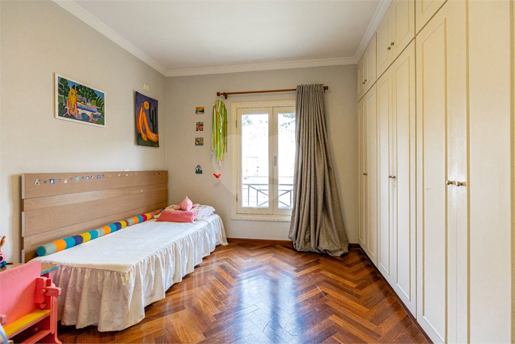 Casa à venda com 4 suítes no condomínio Saint Germain, São Paulo - SP