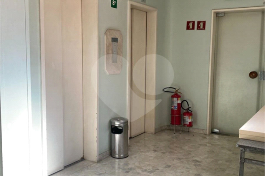 Sala à venda em Santa Cecília, São Paulo, SP