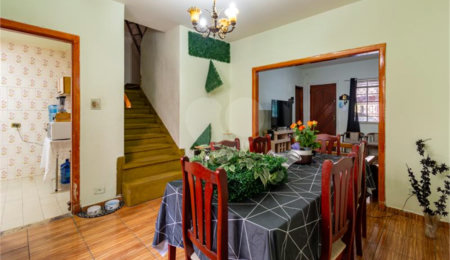 Sobrado à venda com 4 quartos, sendo 1 suíte,  em Brooklin, São Paulo, SP