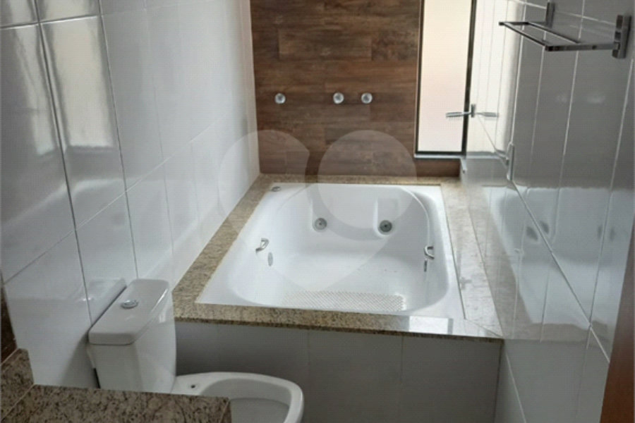 Casa para alugar com 4 suítes no condomínio Milenium, São Paulo - SP