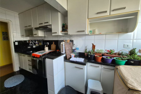 Apartamento à venda com 3 quartos em Jardim Pinheiros, São Paulo, SP