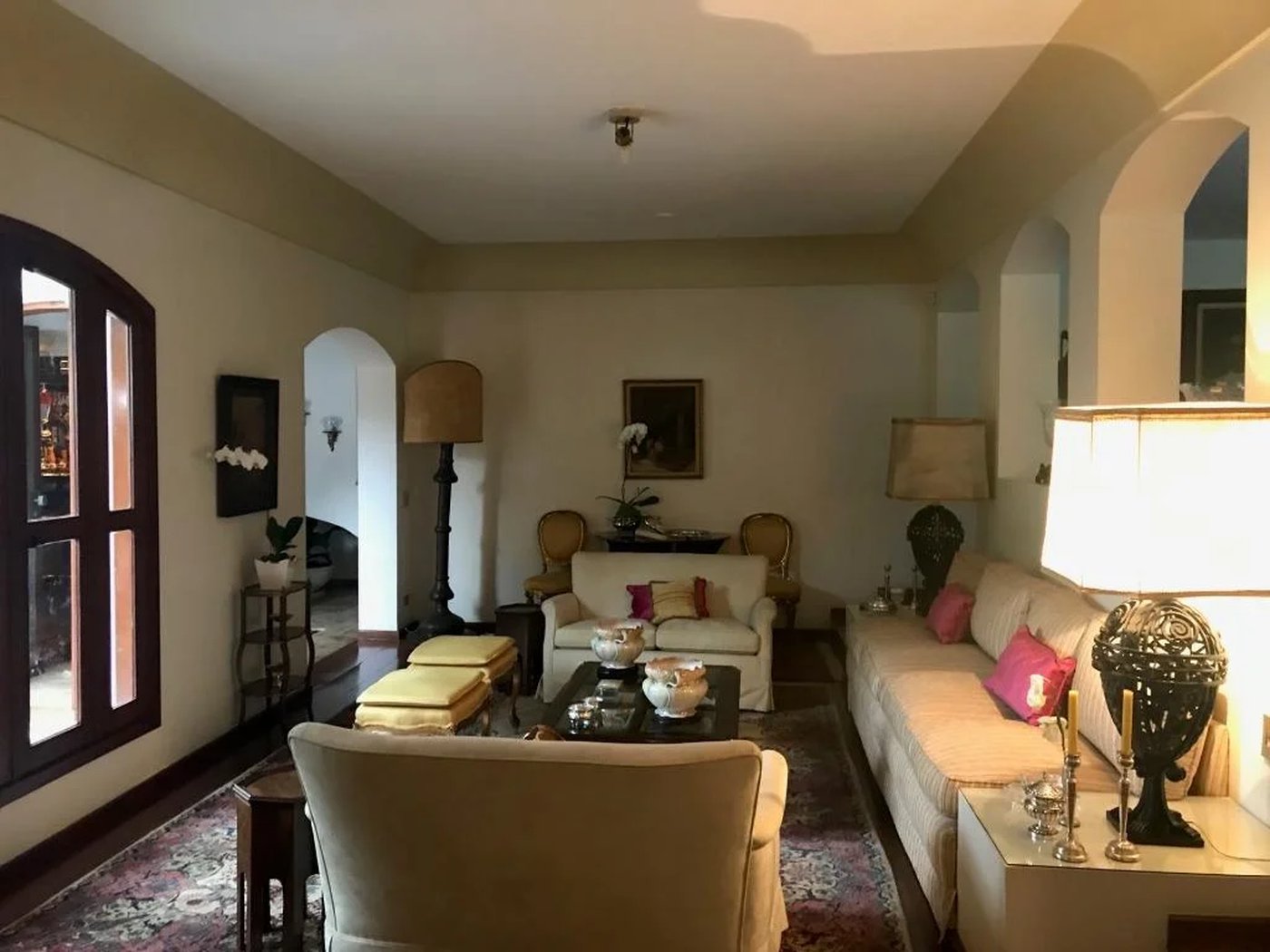 Casa à venda com 5 quartos, sendo 2 suítes, em Jardim Everest, São Paulo, SP